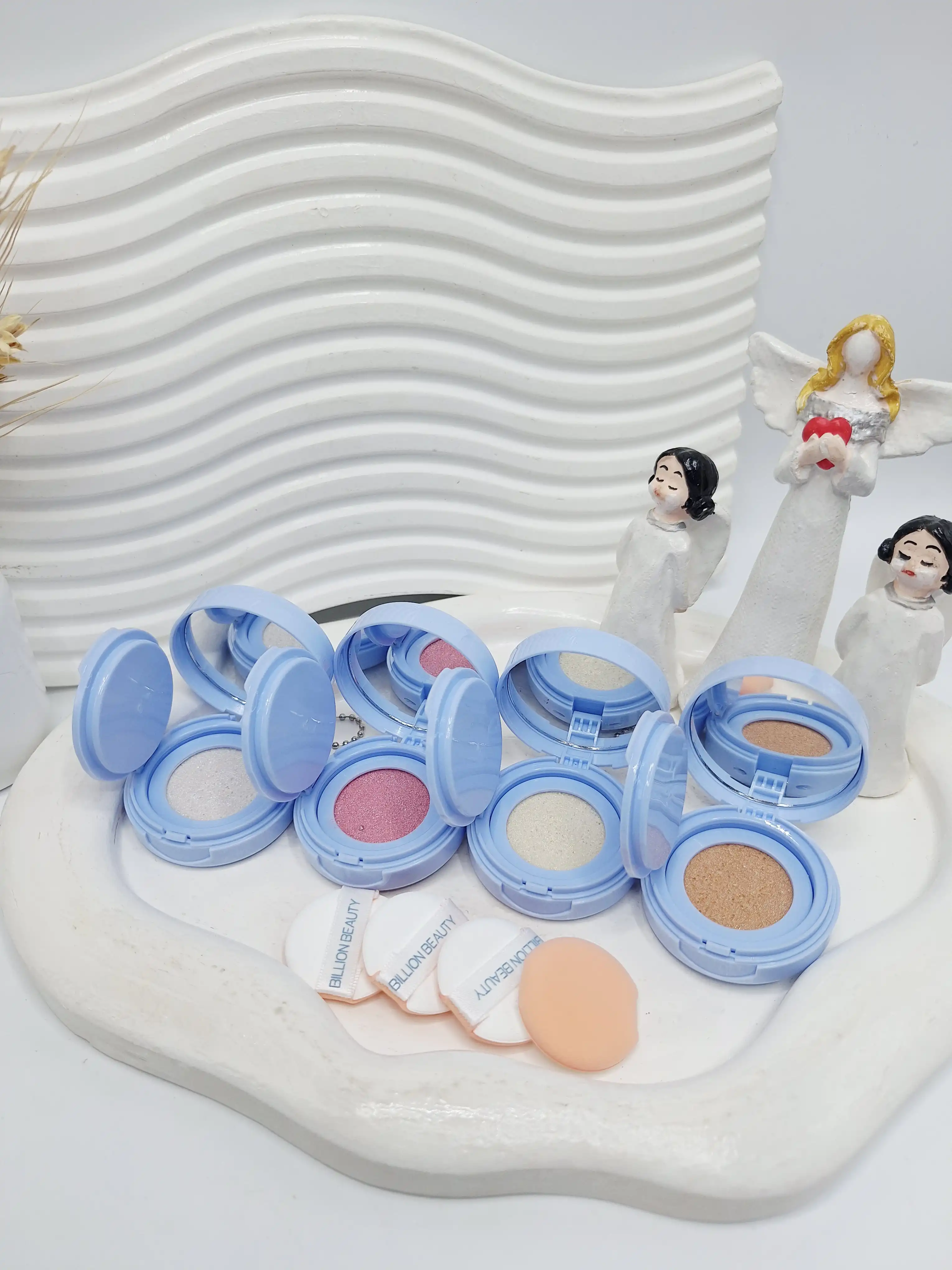 هایلایتر کوشنی پد دار و درخشان برند BILLION BEAUTY کد 70117